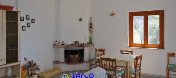 5 rooms Building in Cosenza, Italy No. 237967 11