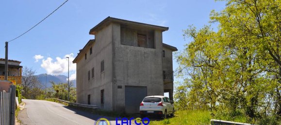 5 rooms Building in Cosenza, Italy No. 237967 44