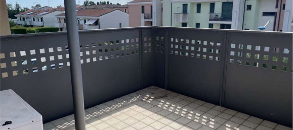3 rooms Apartment in Silea, Italy No. 287682 4
