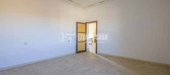 Casa de 4 divisões em Morrovalle, Italy N.º 301879 36