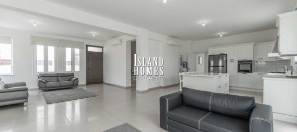 Casa de 4 dormitorios en Paralimni, Cyprus No. 23886 7