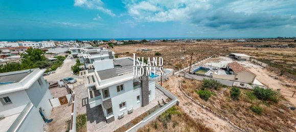 Casa de 4 dormitorios en Paralimni, Cyprus No. 23886 6