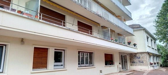 Estudio en Troyes, France No. 249457 13