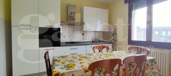 4-salle Appartement à Mesola, Italy No. 38732 11
