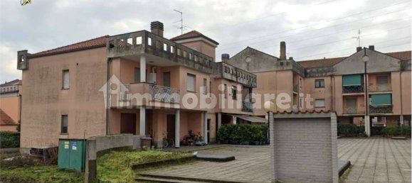 4 rooms Apartment in Robecchetto con Induno, Italy No. 206146 29