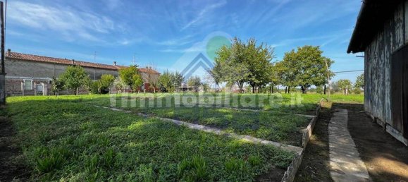 990m² Land in Piadena Drizzona, Italy No. 347583 11