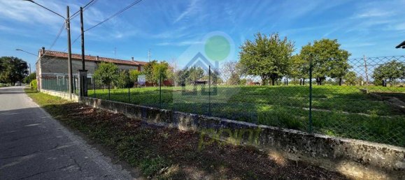 990m² Land in Piadena Drizzona, Italy No. 347583 8