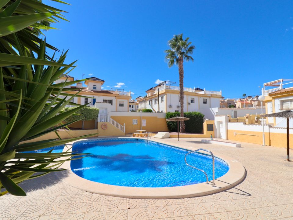 3 غرف نوم تاون هاوس في Ciudad Quesada, Spain رقم 178211