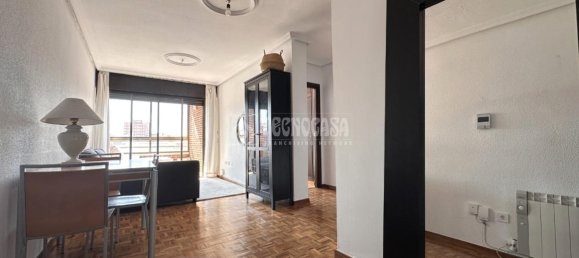 2 chambres Appartement à Valladolid, Spain No. 139162 2