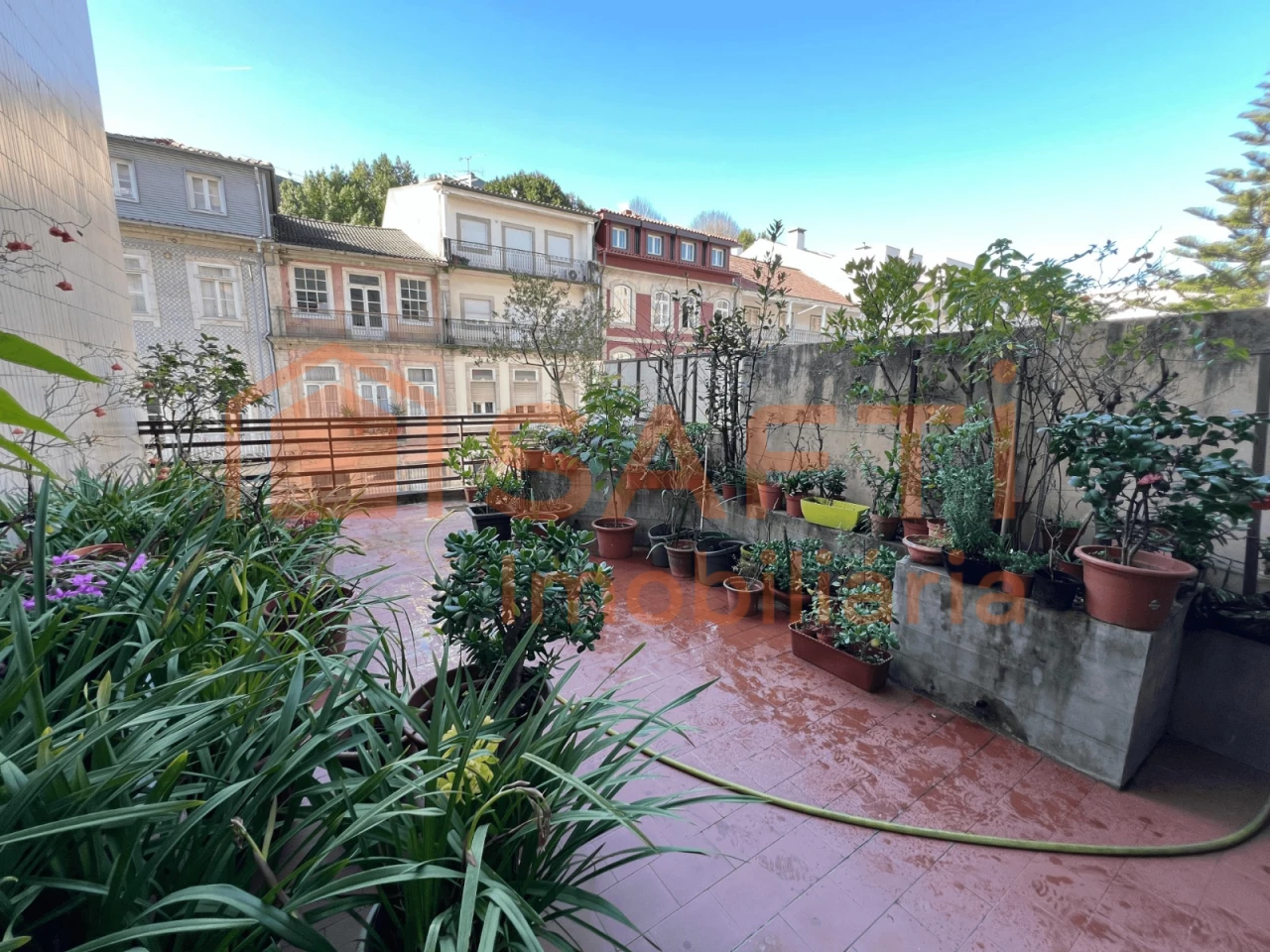 5 bedrooms Apartment in Braga, Portugal No. 192192