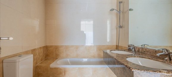 Apartamento de 2 dormitorios en Dubai Marina, UAE No. 2181 17