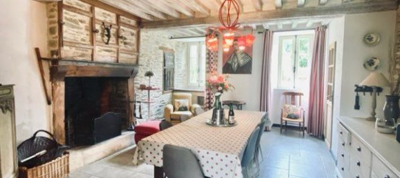 4 bedrooms House in Calvados, France No. 357325 2