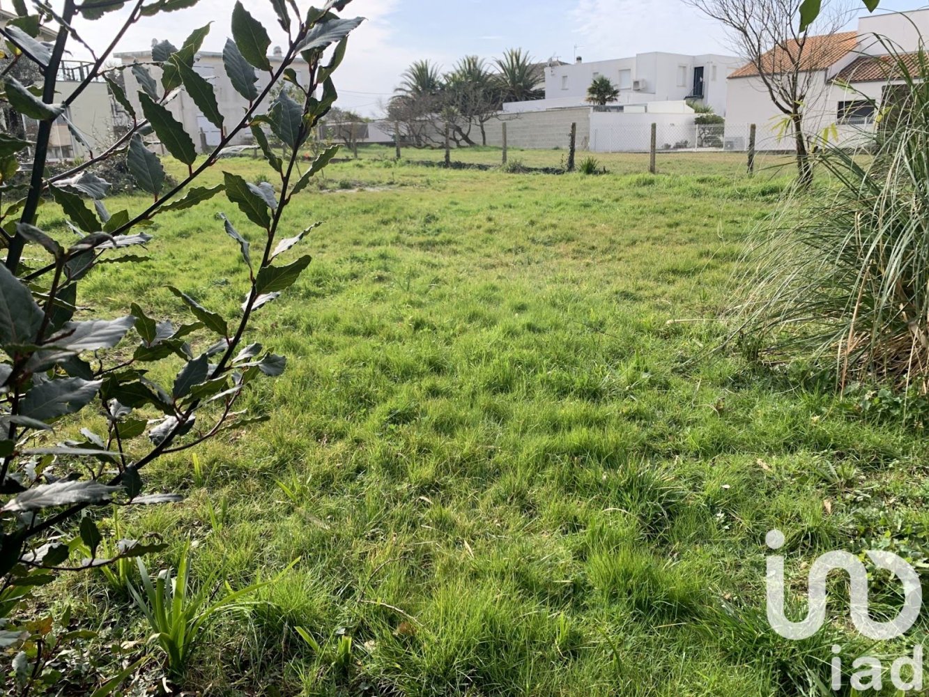 468m² Land in Saint-Georges-de-Didonne, France No. 108861