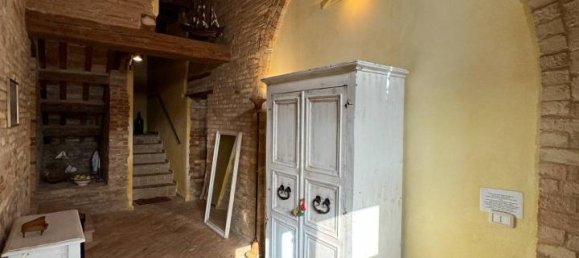 12-Zimmer Villa in Montegranaro, Italy, Nr. 5961 4