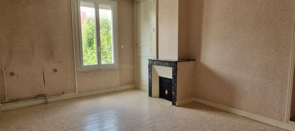 2 bedrooms House in Manthelan, France No. 209756 6