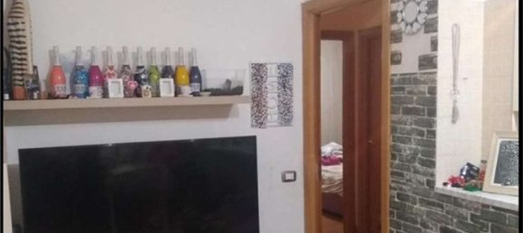 Квартира с 4 комнатами в Рим, Италия № 201918 9