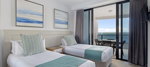 2 bedrooms Apartment in Surfers Paradise, Australia No. 390 7