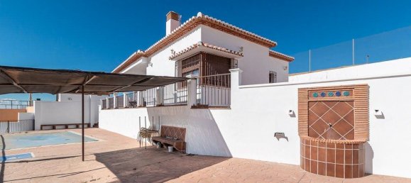 3 bedrooms House in La Zubia, Spain No. 135472 10