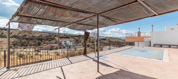 3 bedrooms House in La Zubia, Spain No. 135472 14