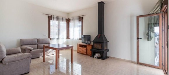 3 bedrooms House in La Zubia, Spain No. 135472 17