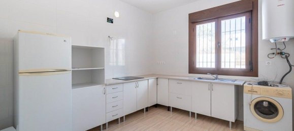 3 bedrooms House in La Zubia, Spain No. 135472 16