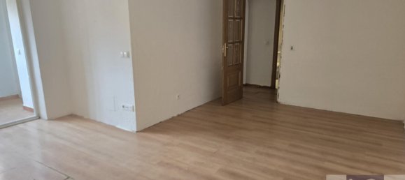 Apartamento T3 em Madrid, Spain N.º 172332 22