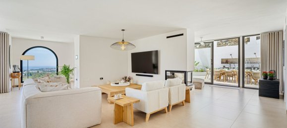 Villa de 5 dormitorios en Marbella, Spain No. 177822 24