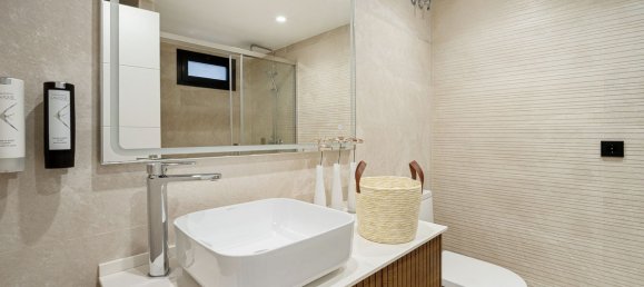 Villa de 5 dormitorios en Marbella, Spain No. 177822 20