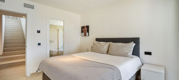 Villa de 5 dormitorios en Marbella, Spain No. 177822 15