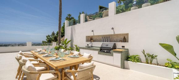 Villa de 5 dormitorios en Marbella, Spain No. 177822 21