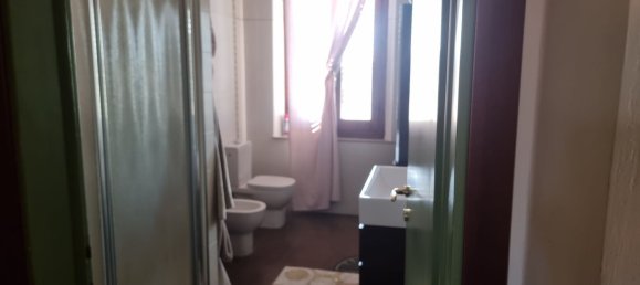 5غرفة شقة في Prato, Italy رقم 77863 15