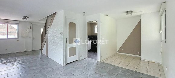 3 bedrooms House in Folembray, France No. 256515 3