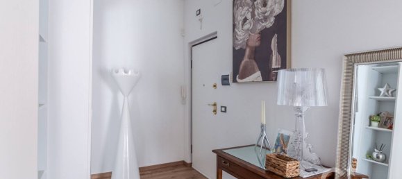 3 bedrooms Apartment in Rome, Italy No. 342162 10