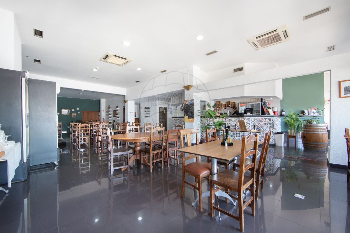 1 Schlafzimmer Gewerbliche Immobilie in Setubal, Portugal, Nr. 53393