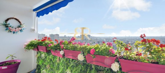 3 bedrooms Apartment in Colombes, France No. 177689 2