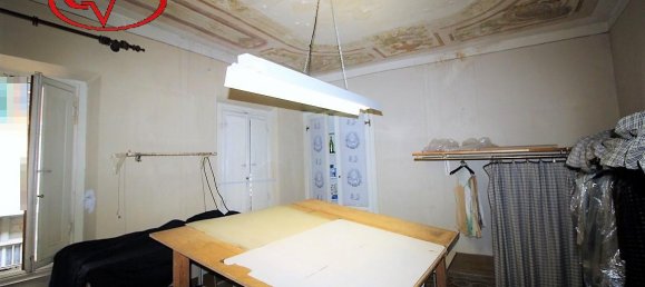 14-salle Appartement à Montevarchi, Italy No. 237708 40