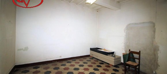 14-salle Appartement à Montevarchi, Italy No. 237708 26