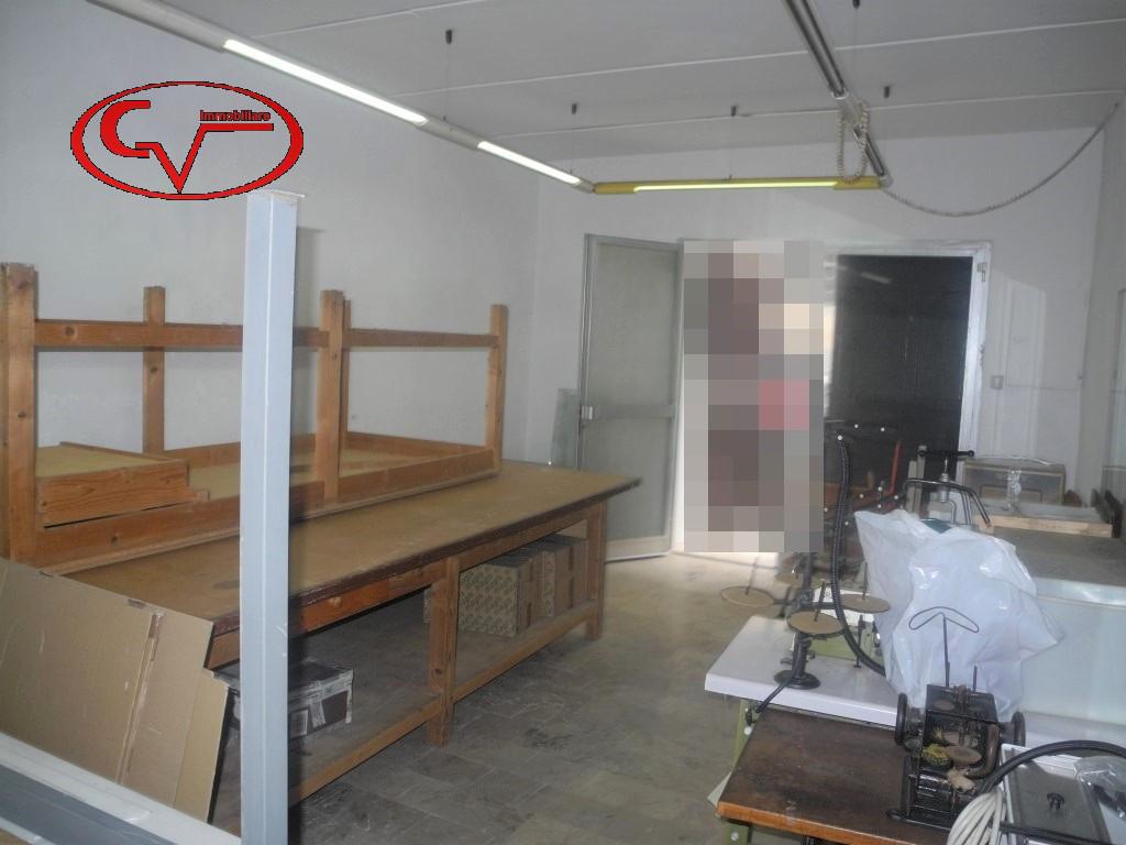 14-salle Appartement à Montevarchi, Italy No. 237708