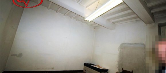 14-salle Appartement à Montevarchi, Italy No. 237708 5