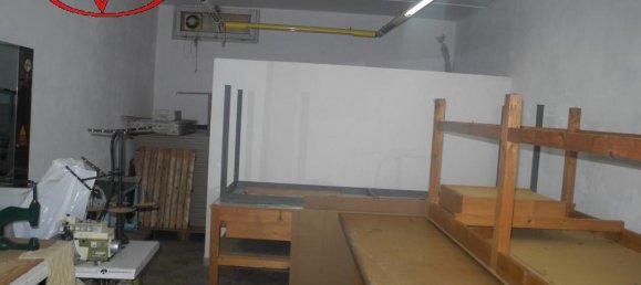 14-salle Appartement à Montevarchi, Italy No. 237708 37