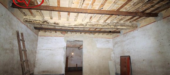 14-salle Appartement à Montevarchi, Italy No. 237708 9