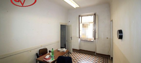 14-salle Appartement à Montevarchi, Italy No. 237708 35