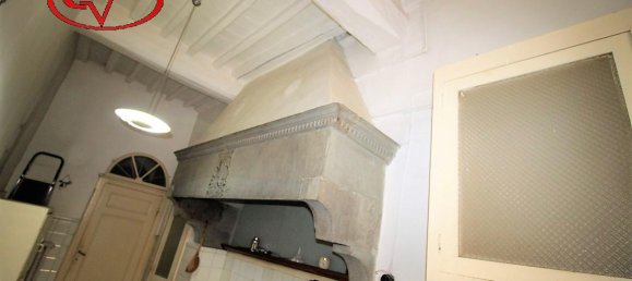 14-salle Appartement à Montevarchi, Italy No. 237708 19