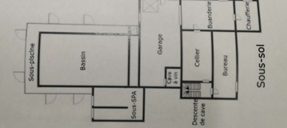 5 bedrooms House in Trelevern, France No. 200870 4