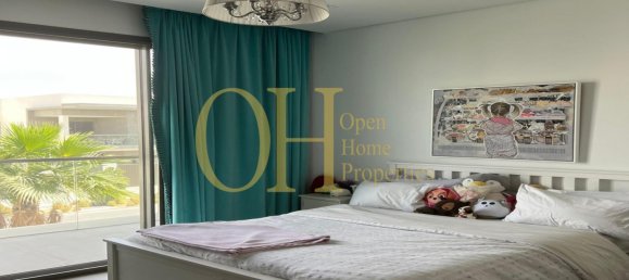 4 bedrooms Villa in Yas Island, UAE No. 40720 20