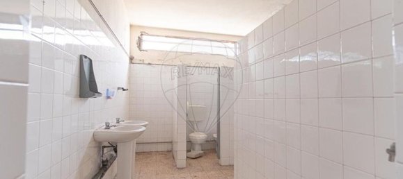  مستودع في Marinha Grande, Portugal 4000متر مربع رقم 82212 36