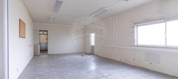  مستودع في Marinha Grande, Portugal 4000متر مربع رقم 82212 41