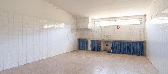  مستودع في Marinha Grande, Portugal 4000متر مربع رقم 82212 38