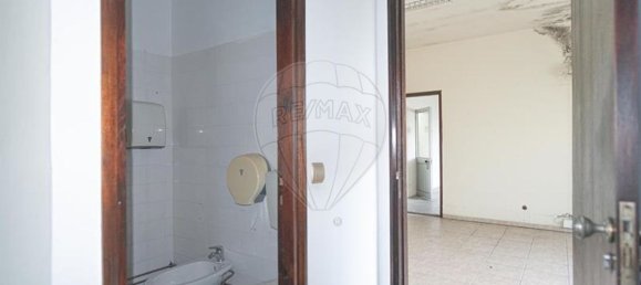  مستودع في Marinha Grande, Portugal 4000متر مربع رقم 82212 43