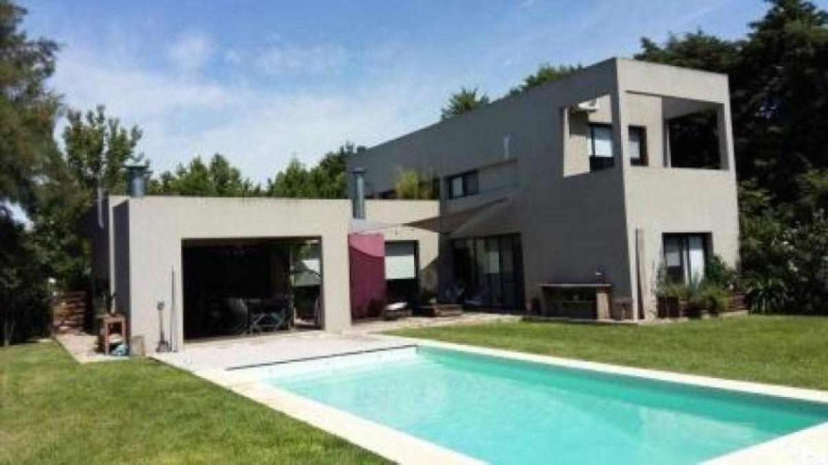 3 Schlafzimmer Haus in Pilar, Argentina, Nr. 61003